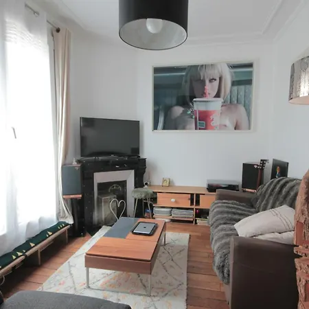 2 Pieces De Charme Montmartre باريس